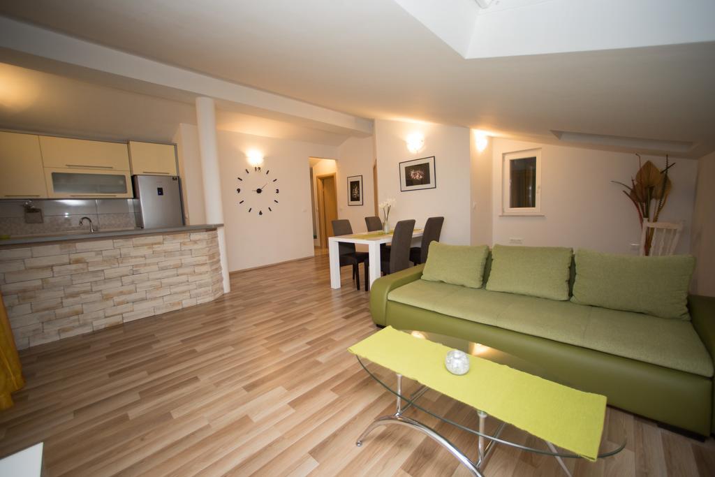 Apartment Sunset Makarska Room photo